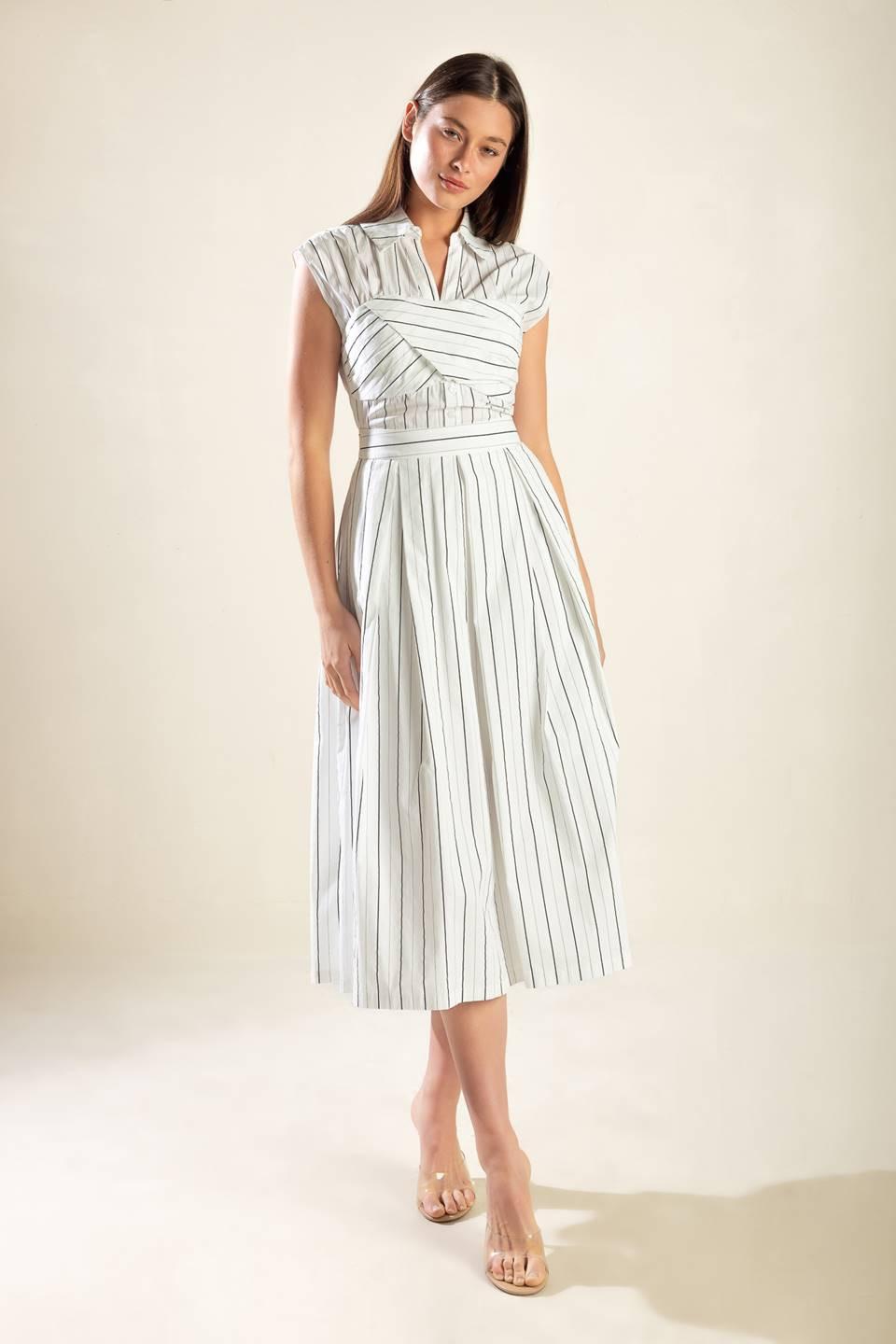Incredibly Sensational Woven Midi Dress