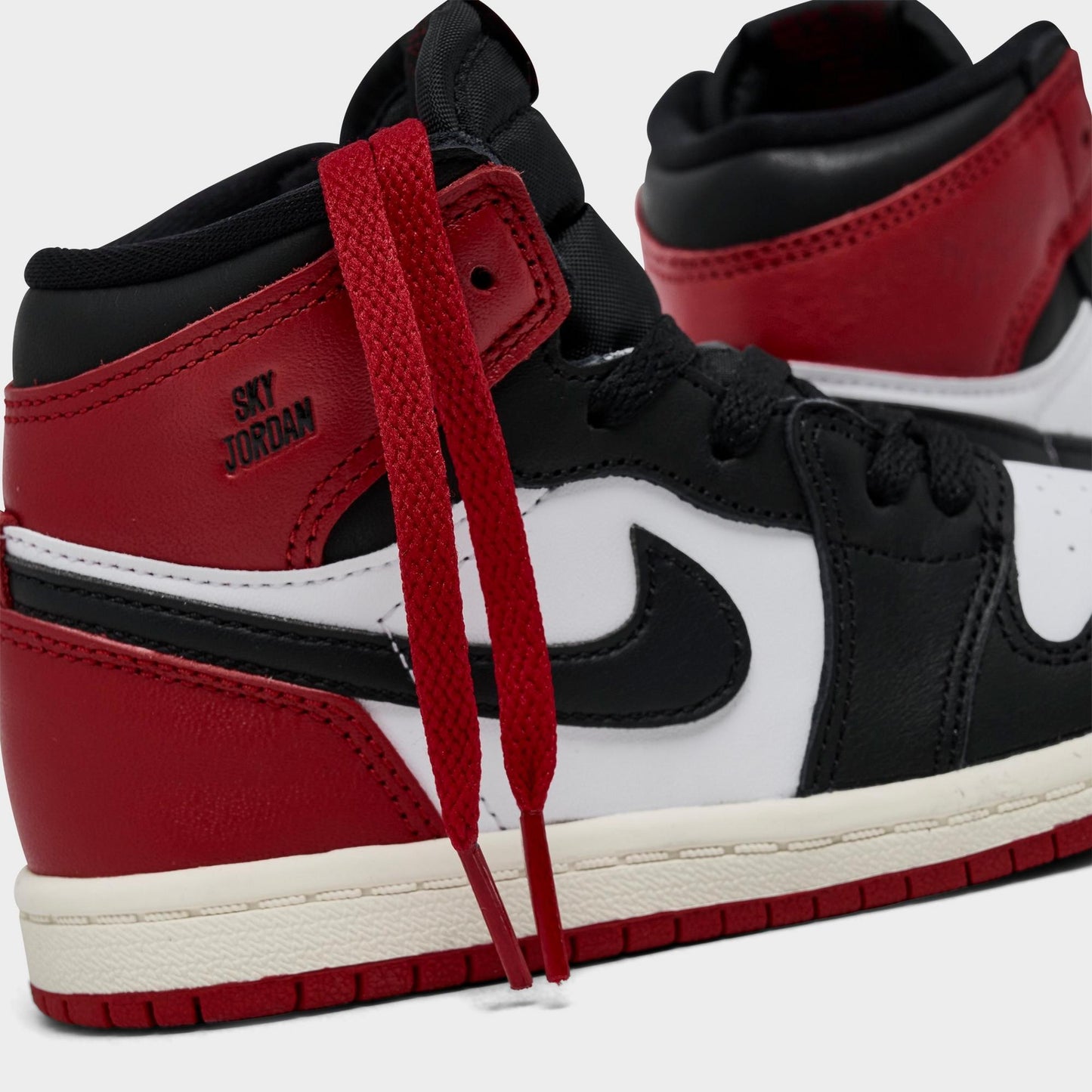 Air Jordan Toddlers Retro 1 High Og 'Black Toe Reimagined' Td (Td)