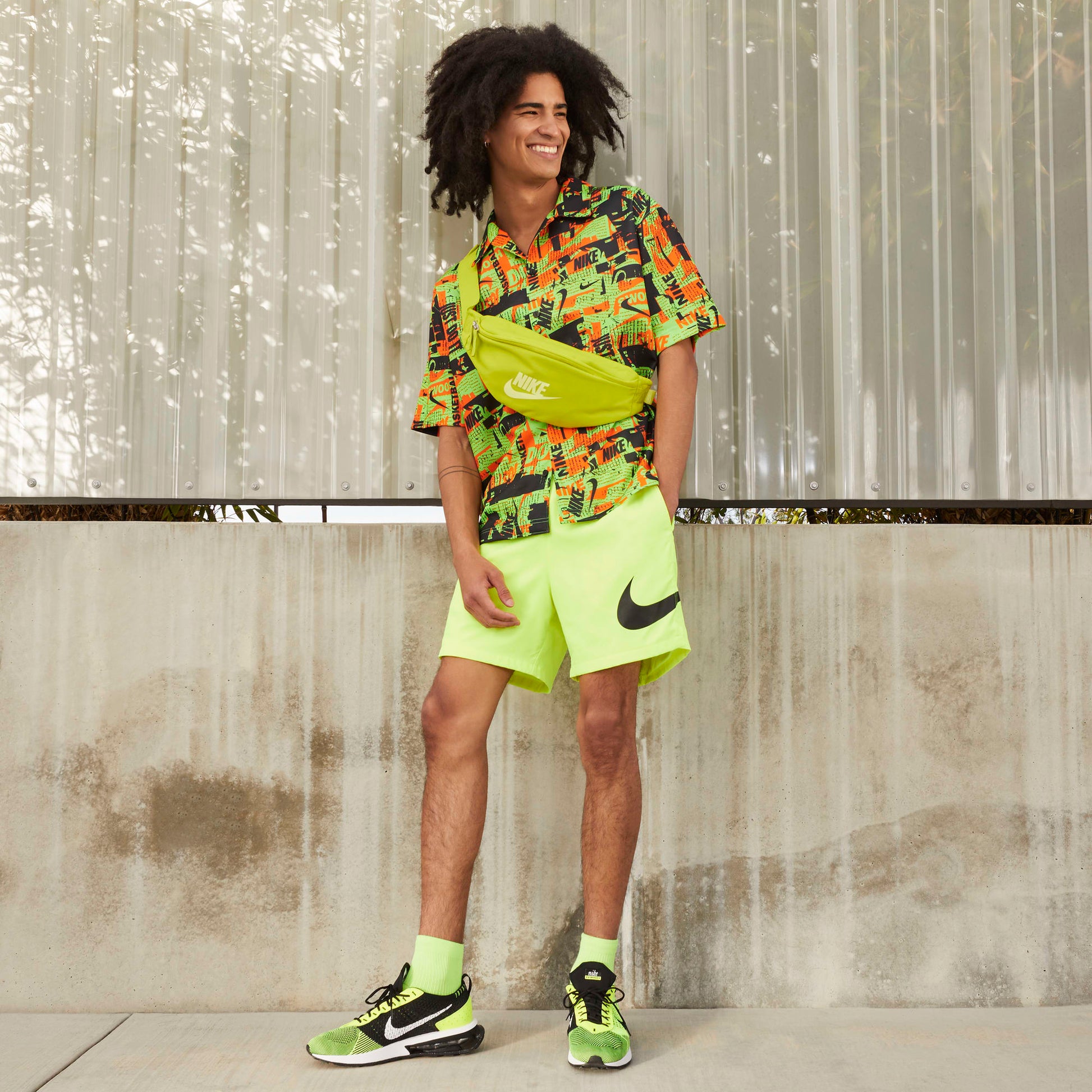 Volt/Black-White-Sequoia-