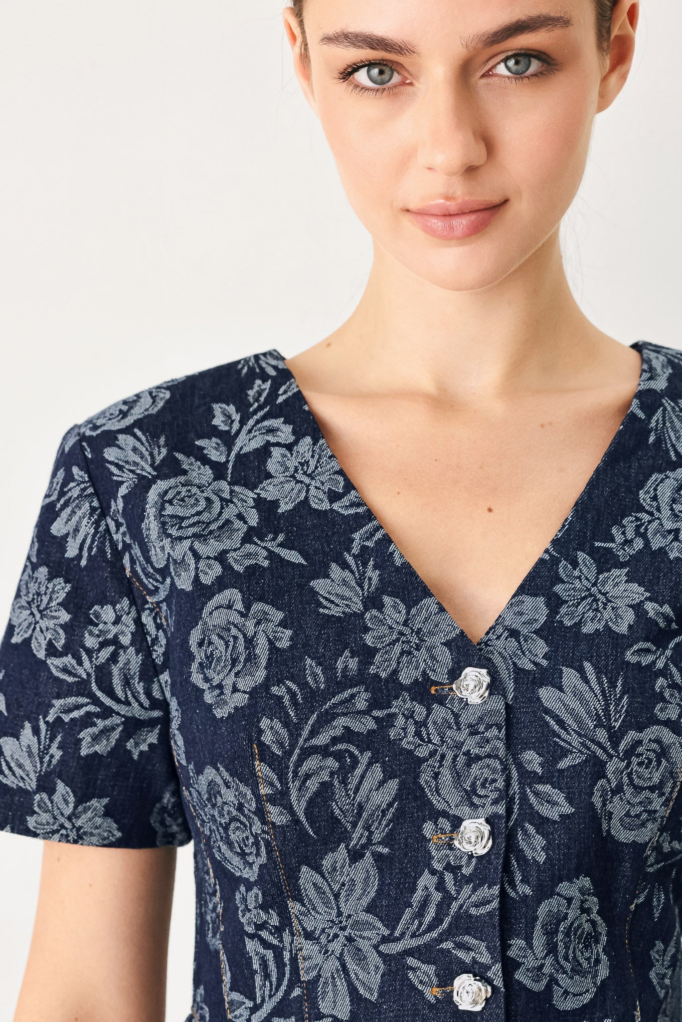 Rosette Floral Woven Jacquard Top
