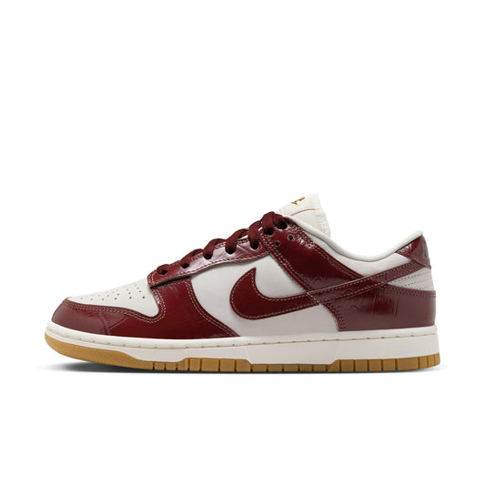 Nike Women's Dunk Low Lx Sneakers