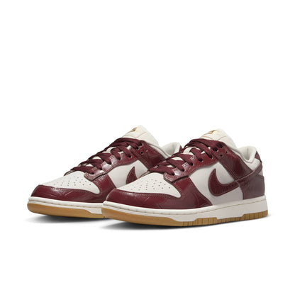 Nike Women's Dunk Low Lx Sneakers