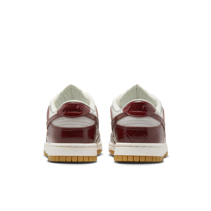 Nike Women's Dunk Low Lx Sneakers