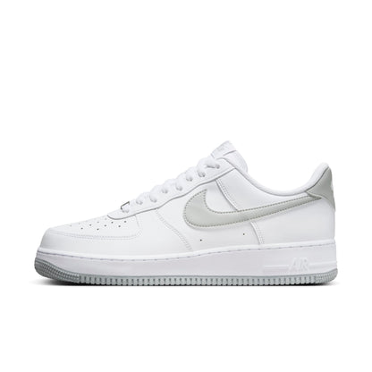 Nike Men's Air Force 1 '07 Sneakers