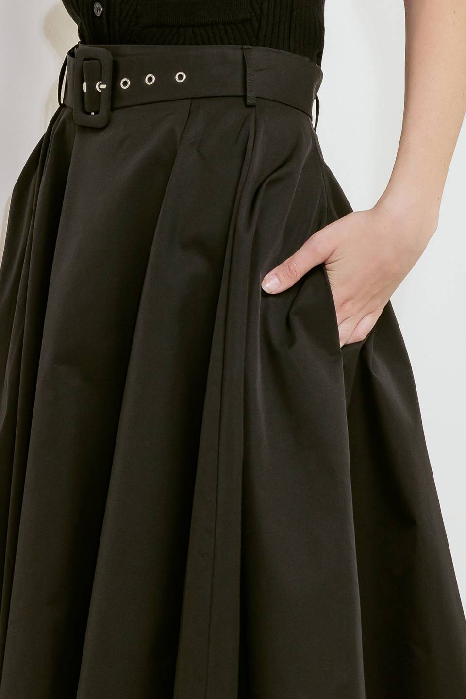 Rouge Allure Woven Full Midi Skirt
