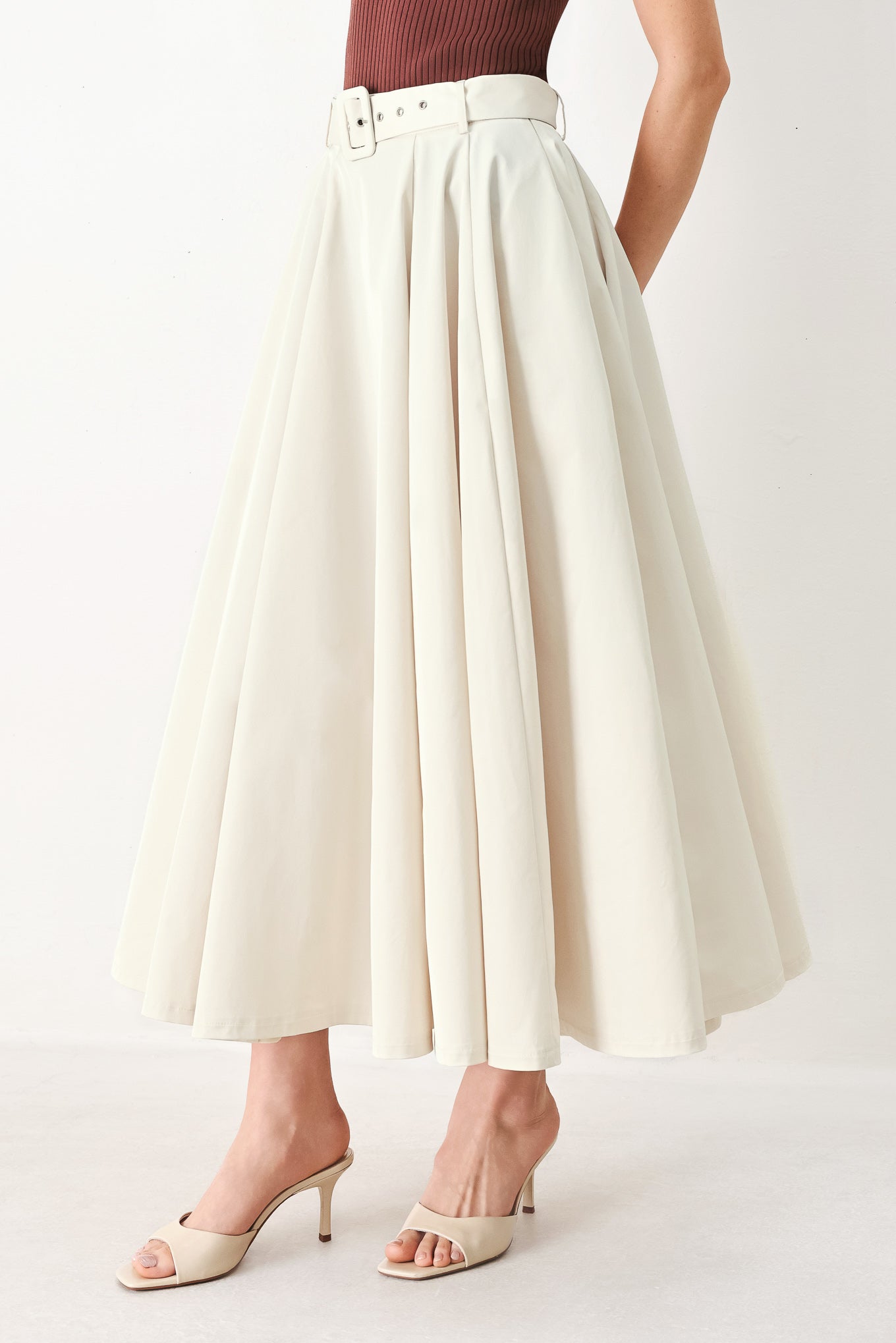 Rouge Allure Woven Full Midi Skirt