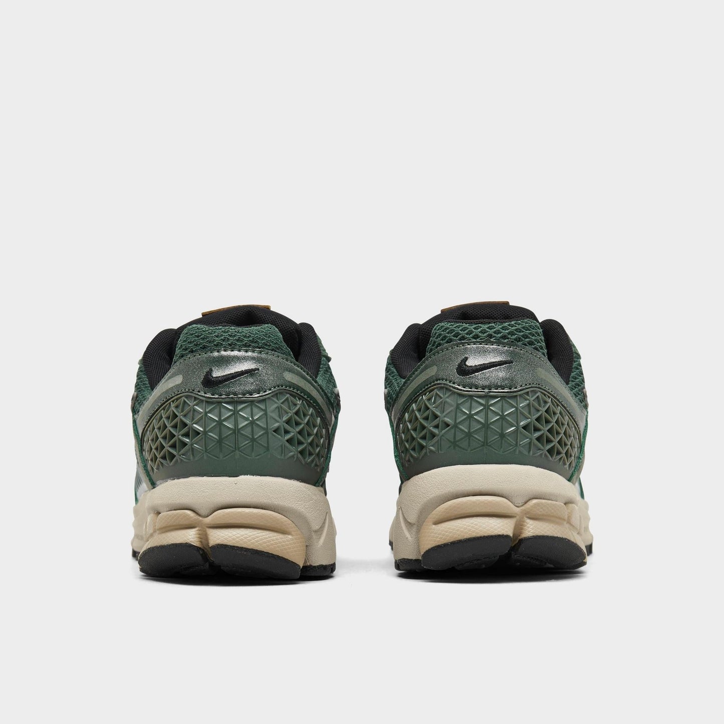 [fn6742-300] Womens Nike Zoom Vomero 5 'vintage Green'