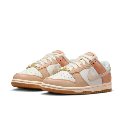 Nike Women's Dunk Low Se 'Australia' Sneakers