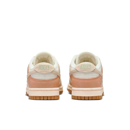 Nike Women's Dunk Low Se 'Australia' Sneakers