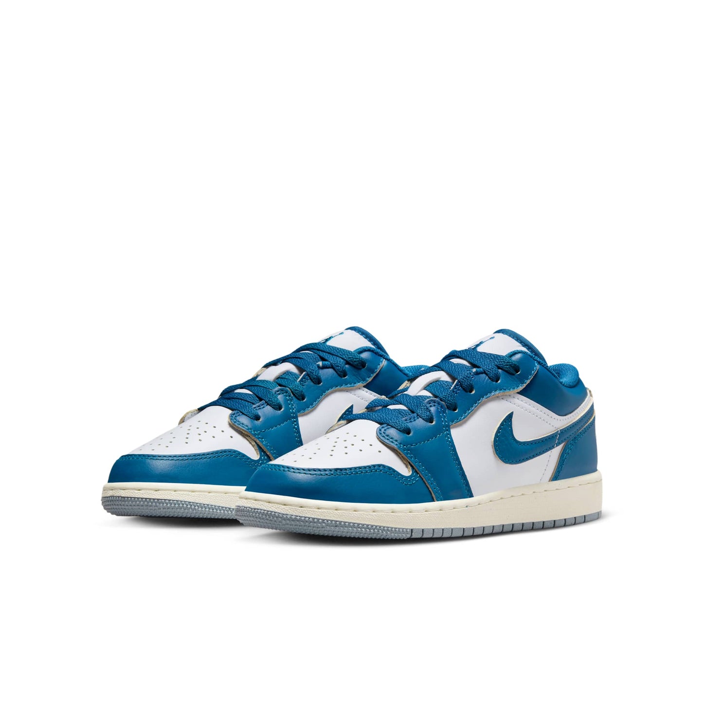 Air Jordan Grade School Retro 1 Low Se Gs Sneakers