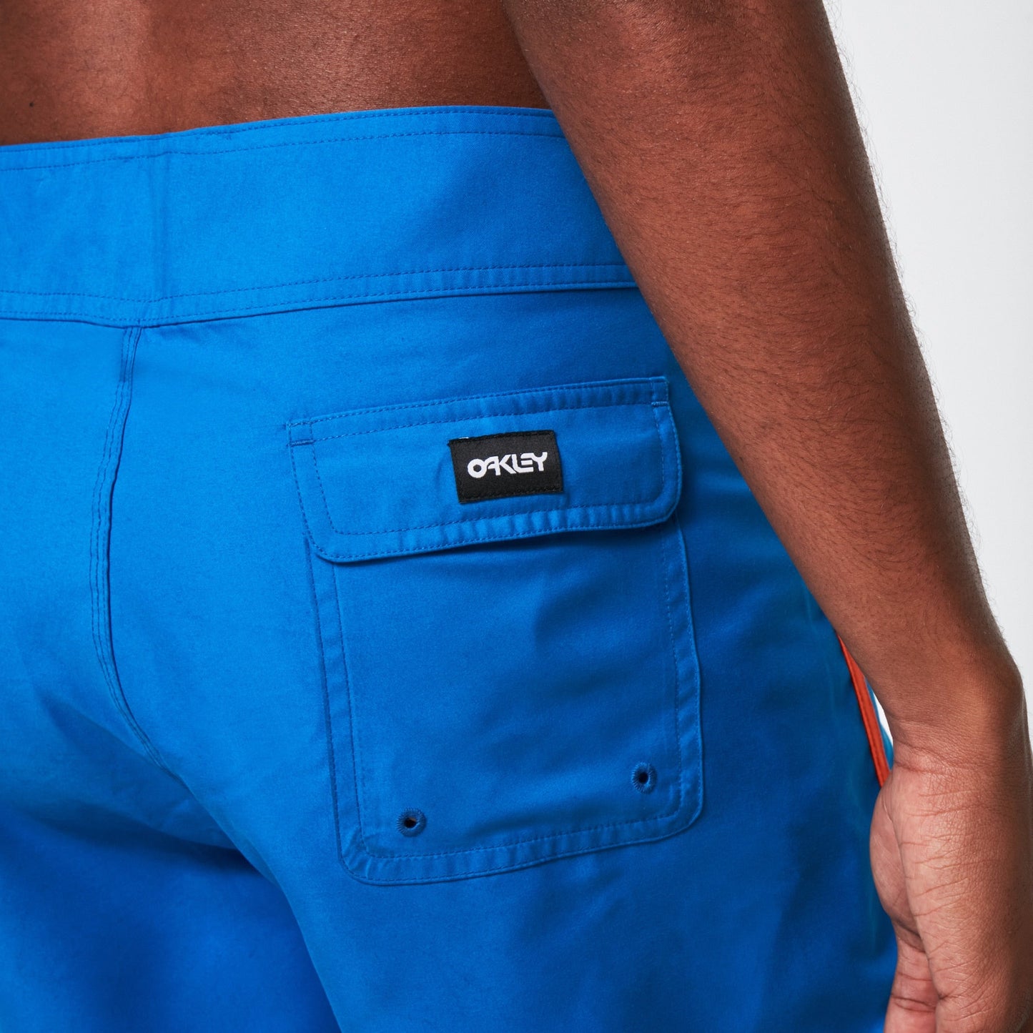 Oakley Men's Solid Crest 19 Boardshort Shorts