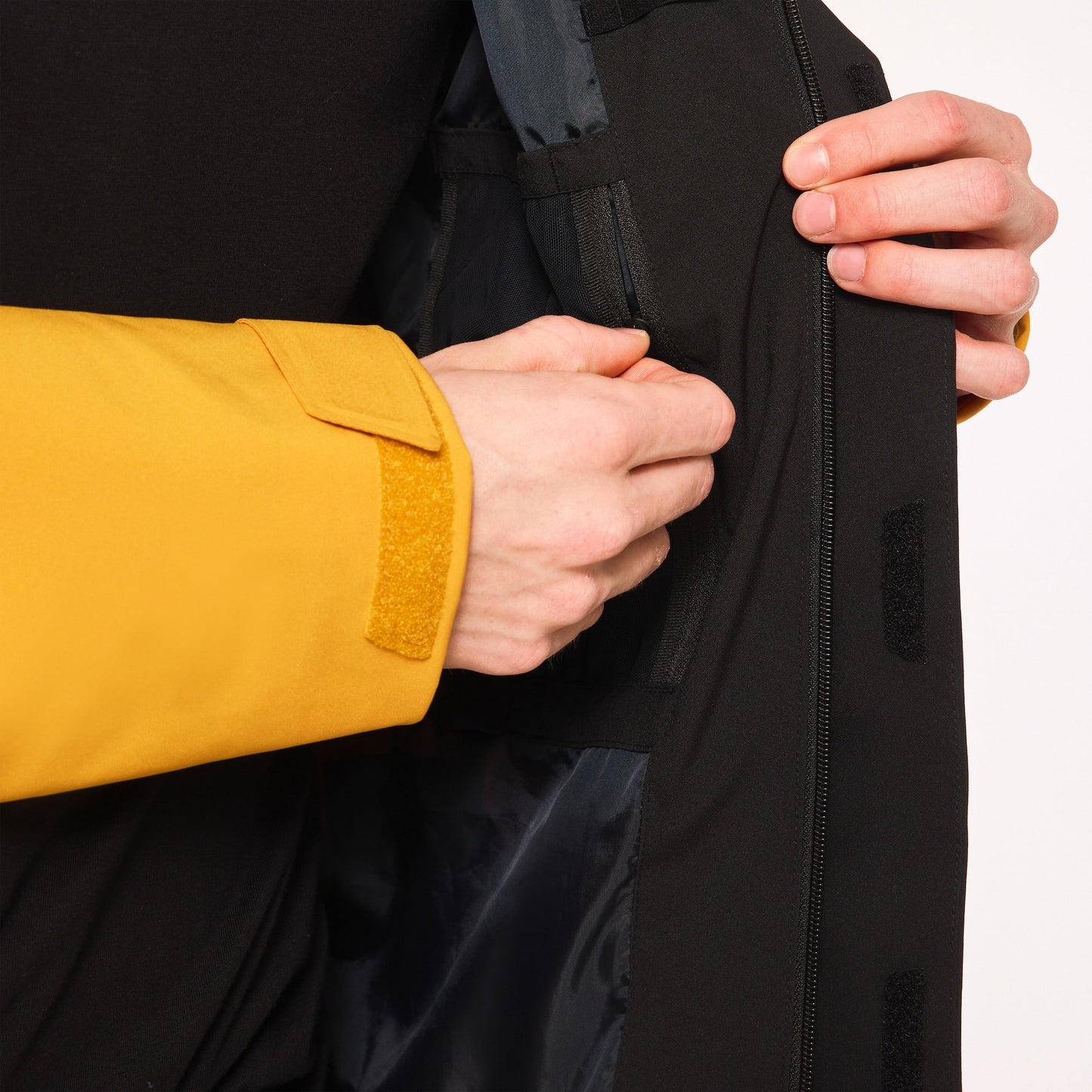 Men's Oakley Tnp Tbt Shell Jacket - Amber Yellow/Blackout