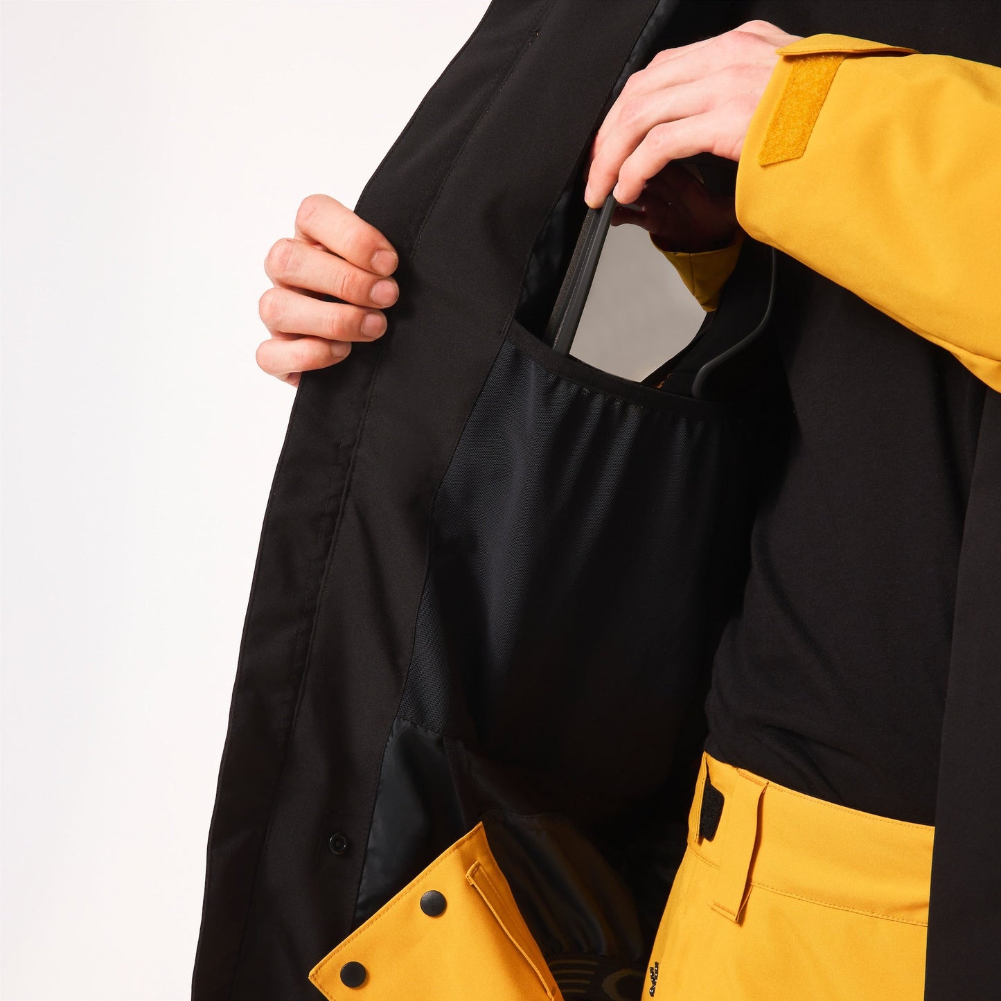 Men's Oakley Tnp Tbt Shell Jacket - Amber Yellow/Blackout