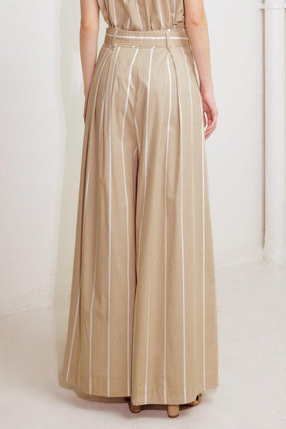 When Daisies Dance Woven Pants