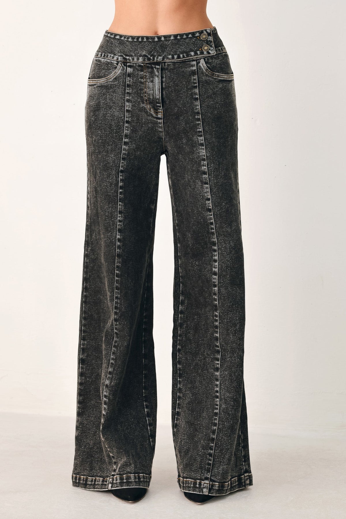 Downtown Edge Crossover Denim Pants
