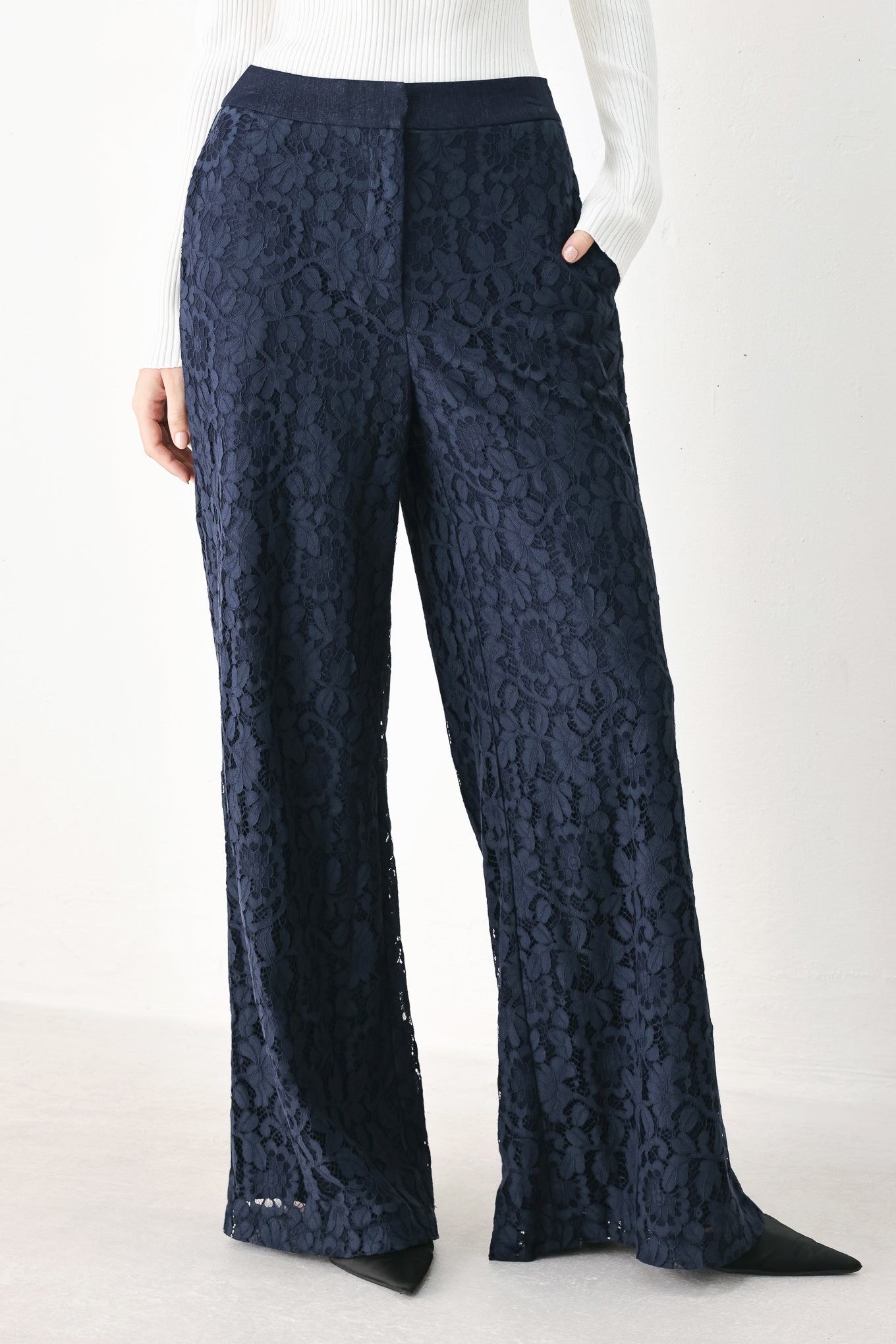 Midnight Petal Flow Woven Lace Pants
