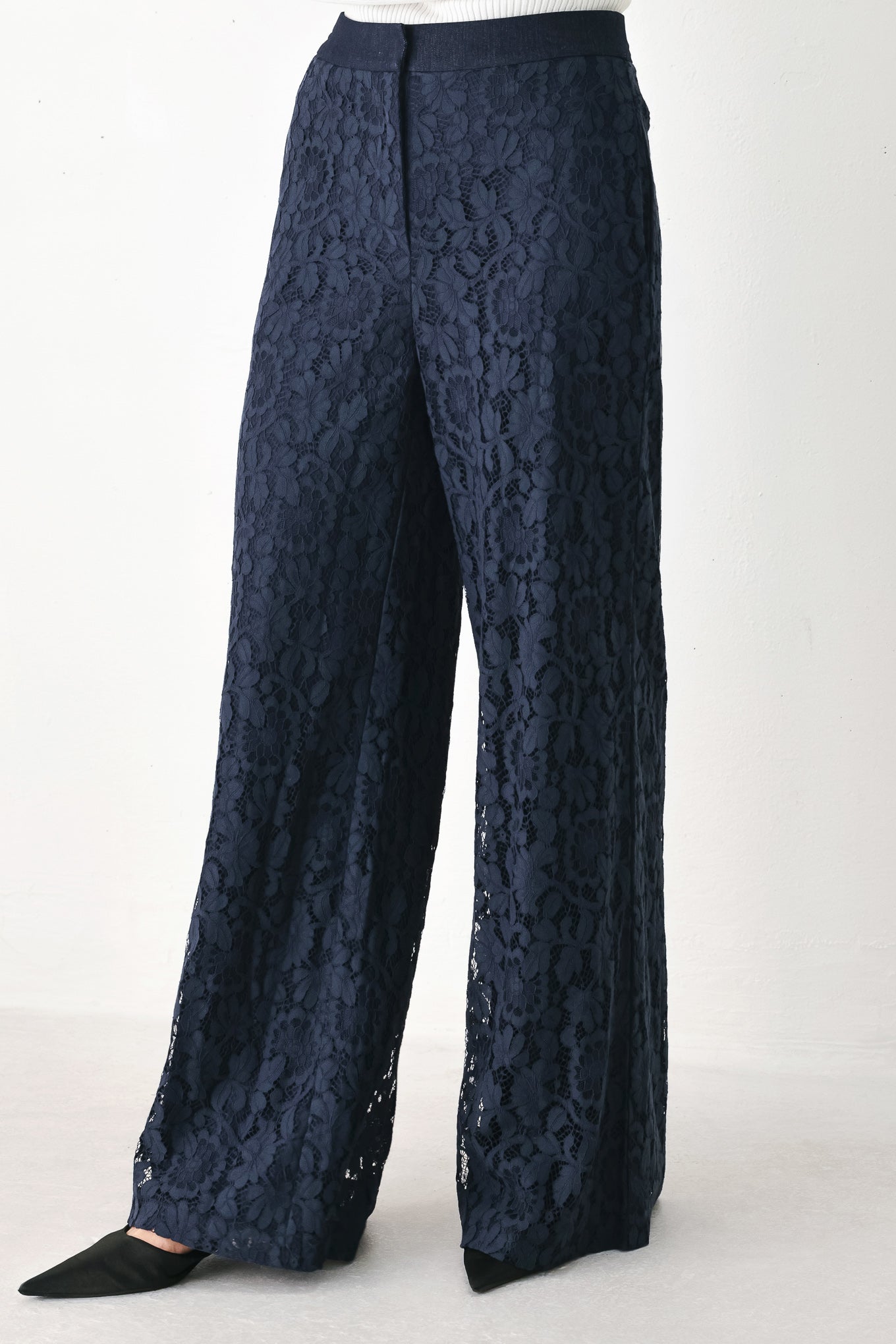 Midnight Petal Flow Woven Lace Pants