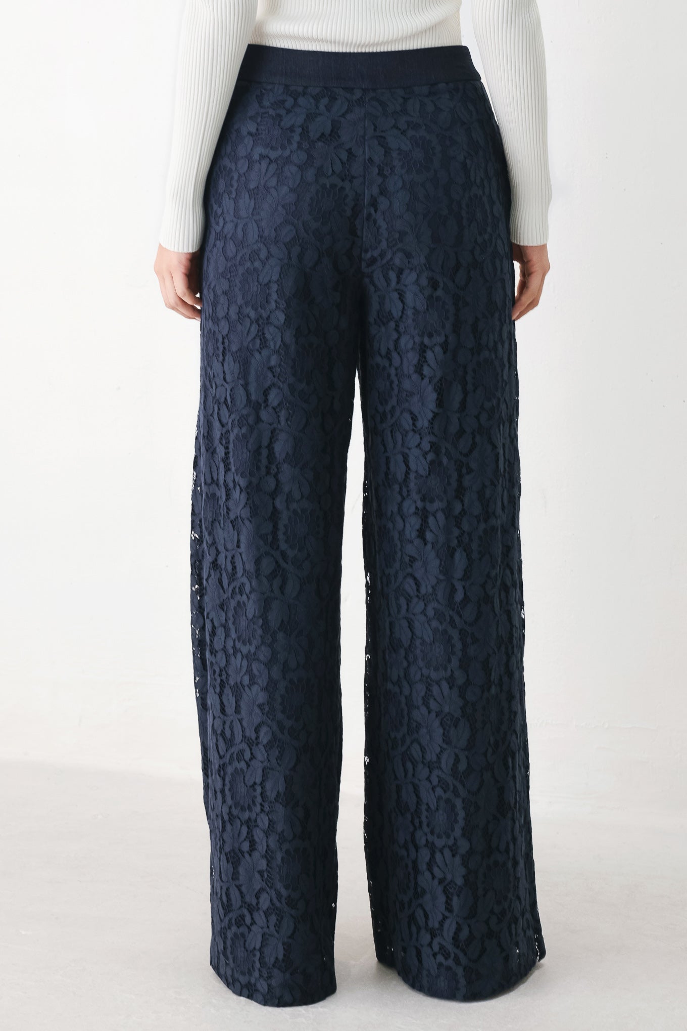 Midnight Petal Flow Woven Lace Pants