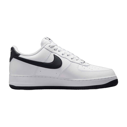 Nike Men's Air Force 1 '07 Sneakers
