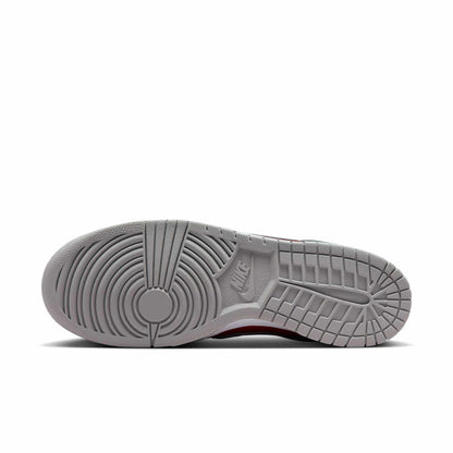 Nike Men's Dunk Low Sneakers