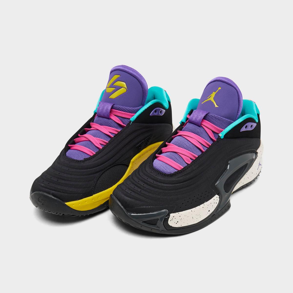 [fq8185-002] Grade School Air Jordan Luka 3 'black Hyper Jade Pink'