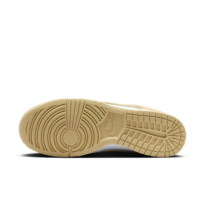 Nike Men's Dunk Low Retro Se Leather/Suede Sneakers
