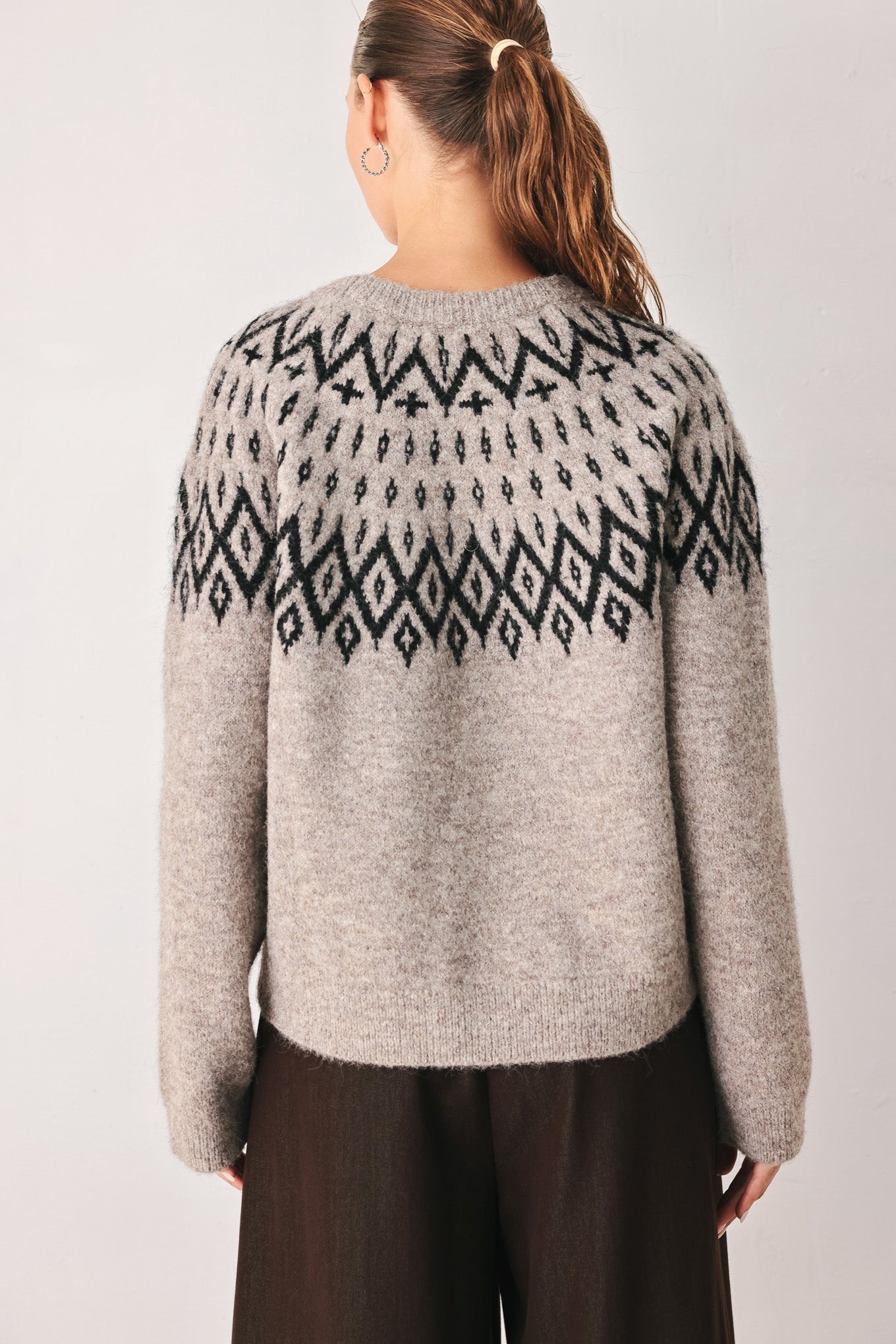 Cabin Light Serenade Sweater Knit Pullover Top