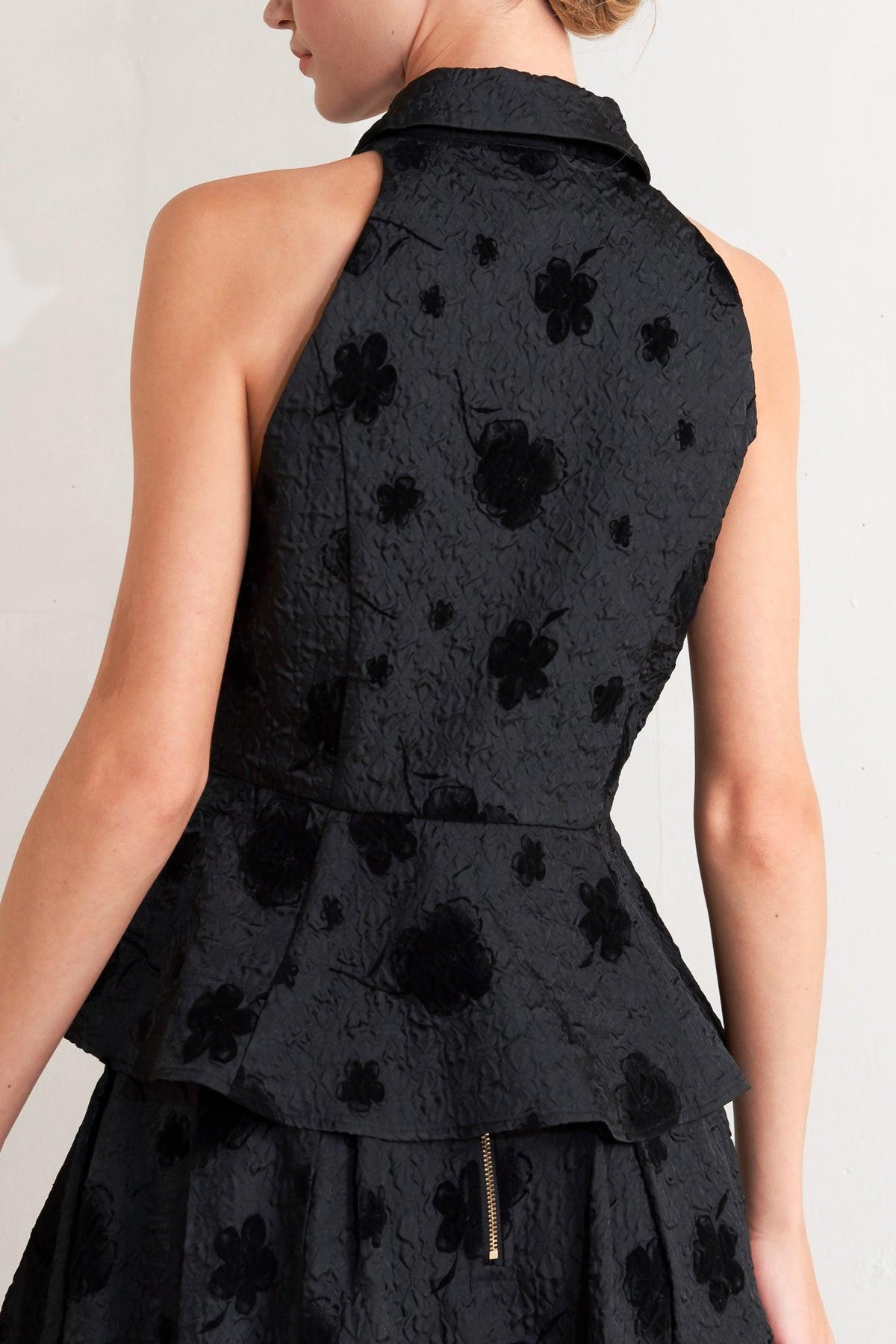 Noir Blooming Romance Woven Top