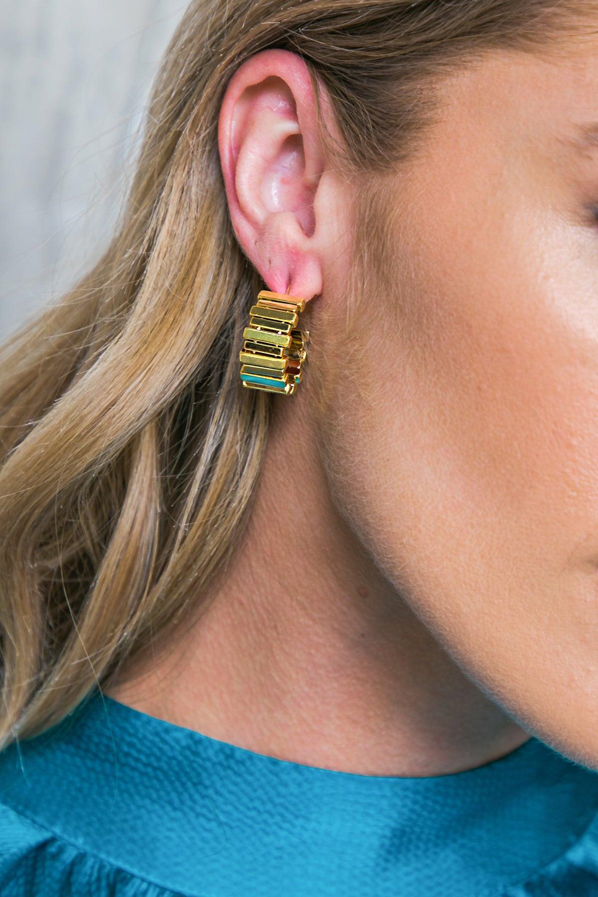 Dip Ribbed Stud Earrings
