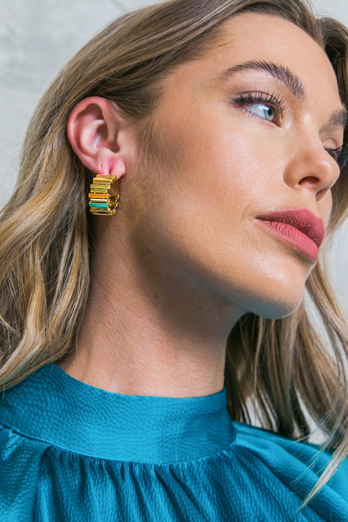 Dip Ribbed Stud Earrings