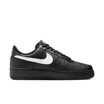 Nike Men's Air Force 1 '07 Sneakers