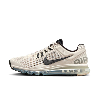 Nike Men's Air Max 2013 Sneakers