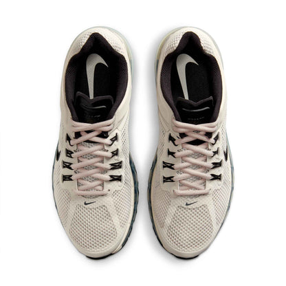 Nike Men's Air Max 2013 Sneakers