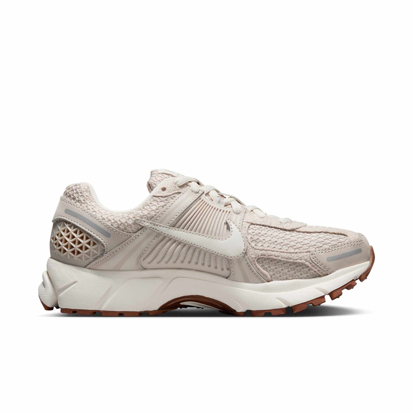Nike Women's Zoom Vomero 5