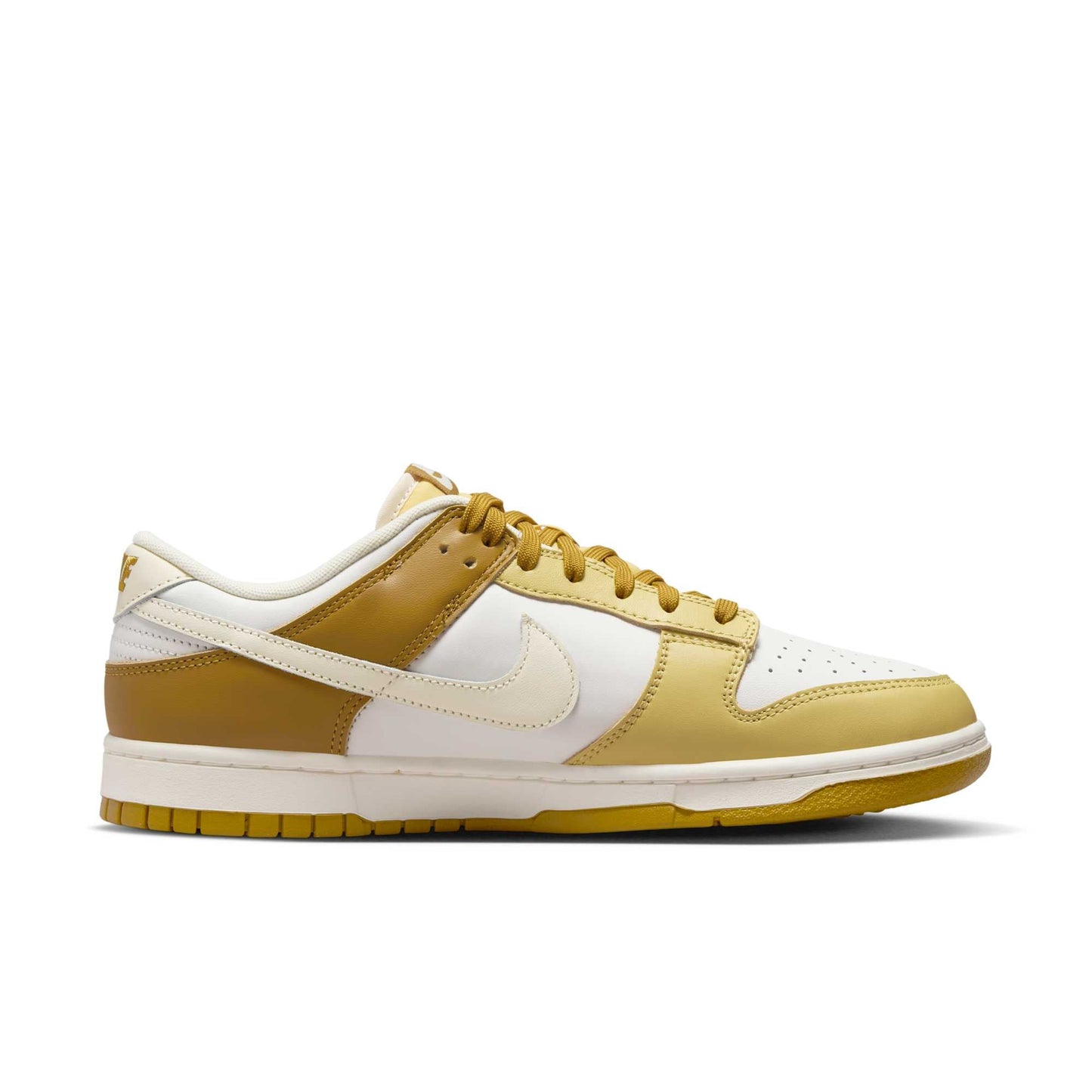 Nike Men's Dunk Low Retro Sneakers