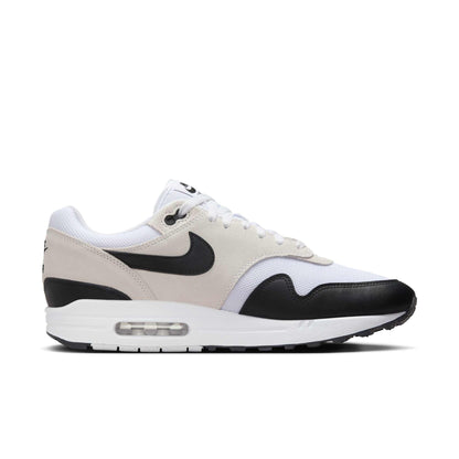 Nike Men's Air Max 1 Ess Sneakers