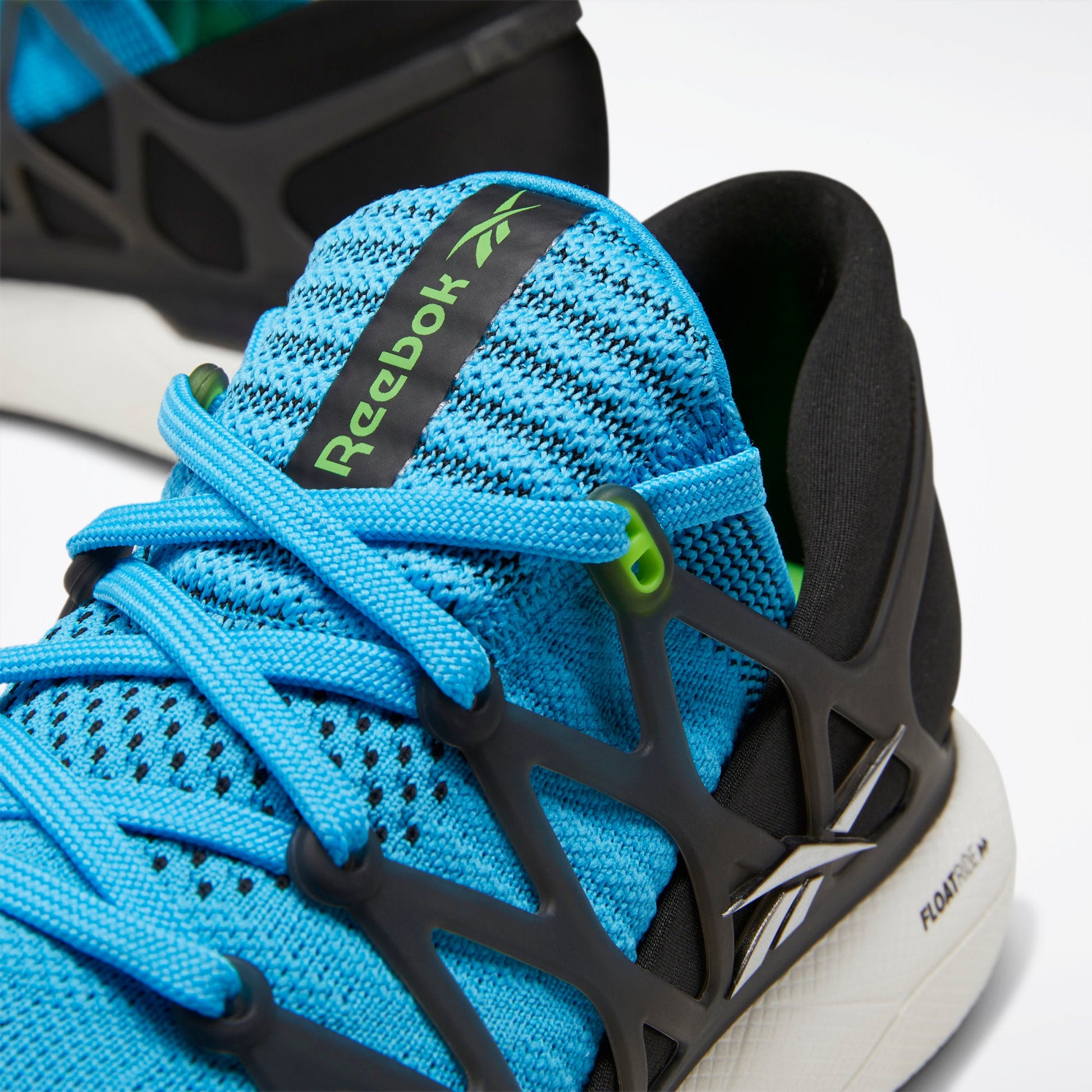 Brgcya/Black/Sgreen-