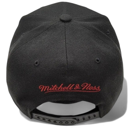 Mitchell & Ness Men's NBA Core Basic Snapback Heat Snapback Caps