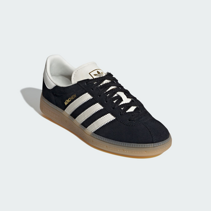 [IH4206] Womens adidas Muenchen
