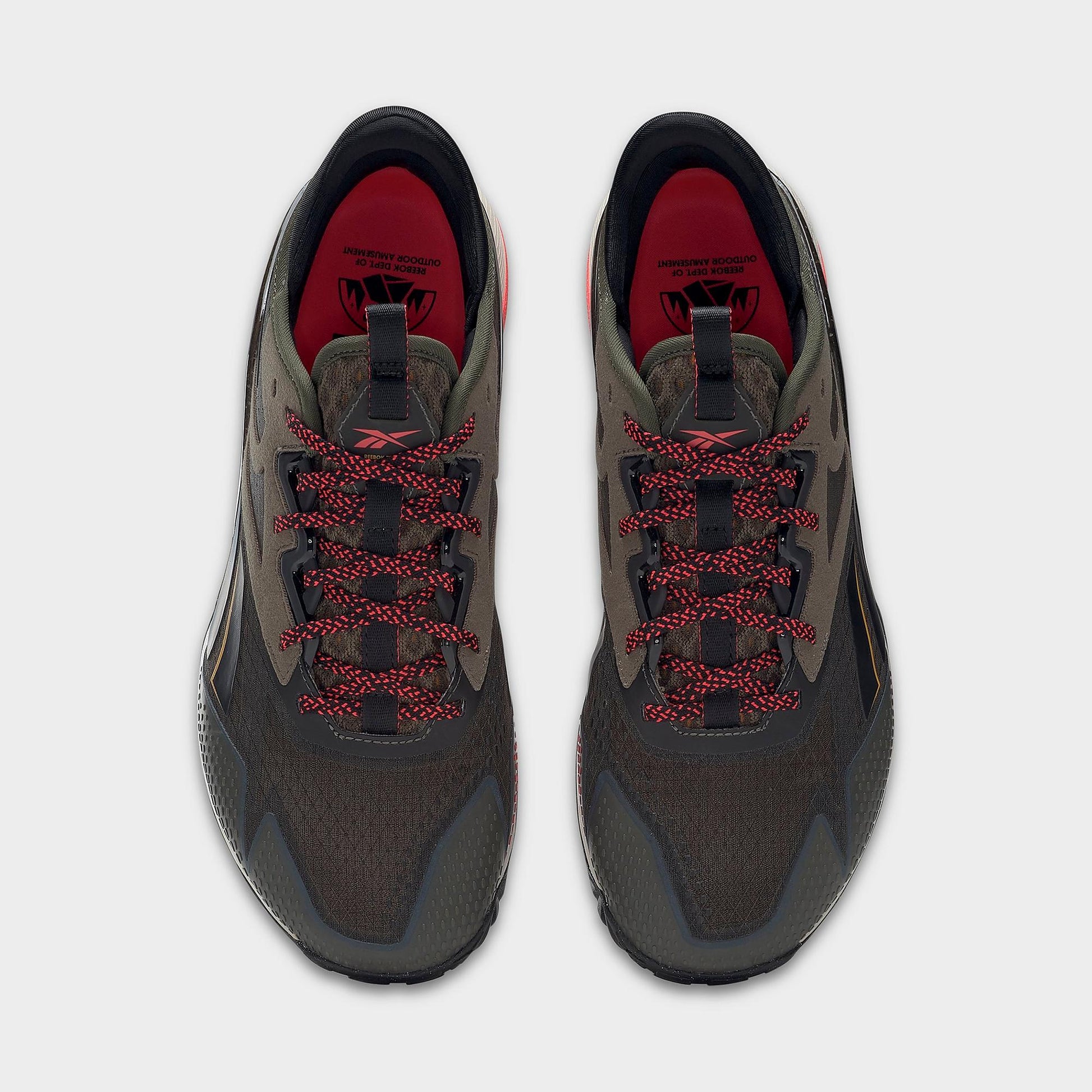 Armgrn/Cblack/Neoche-