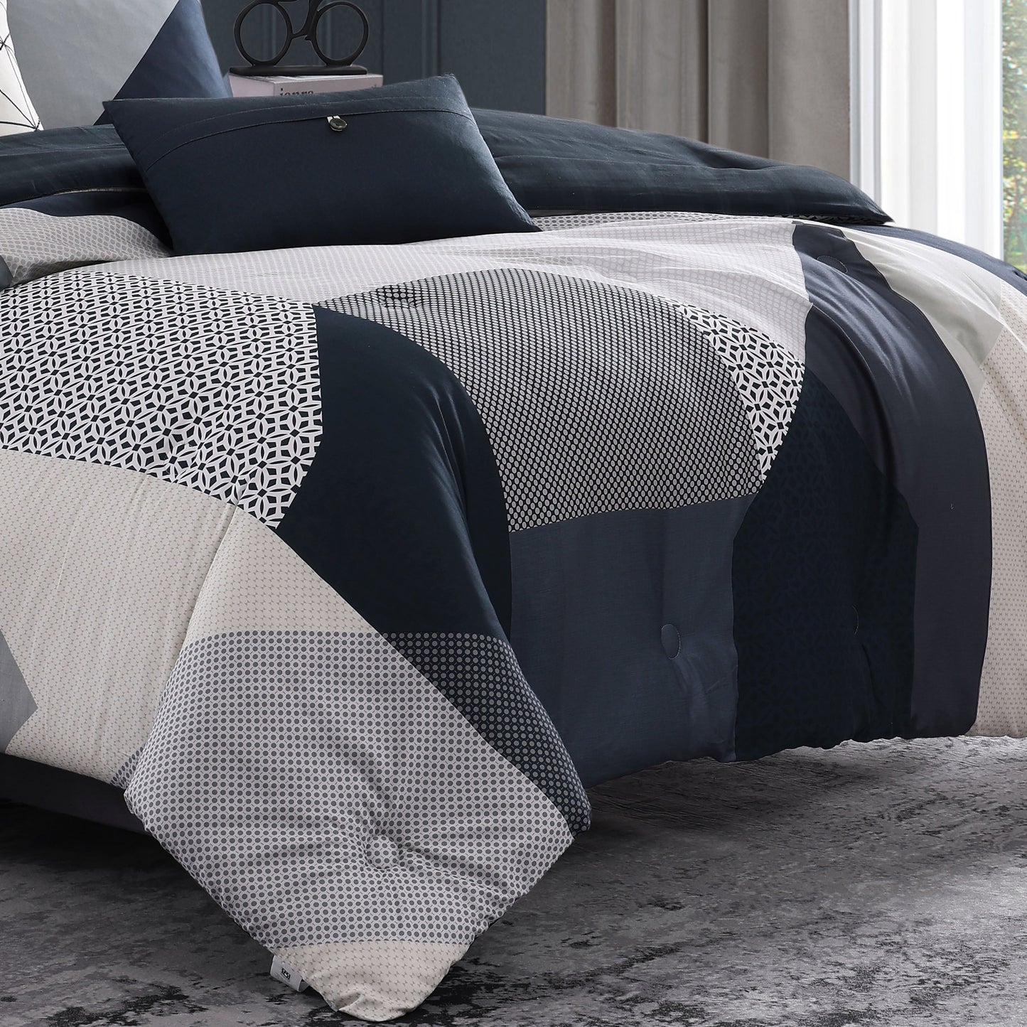 Bebejan Geo Fusion 5 Piece Reversible Comforter Set