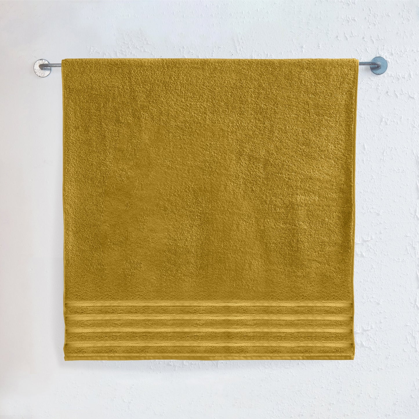 Elegant Comfort 1-Piece Premium Turkish Cotton 4 Lines Stripe Jumbo Towel, 35x 70 inch