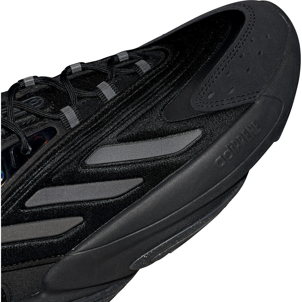 Women's adidas Ozelia W