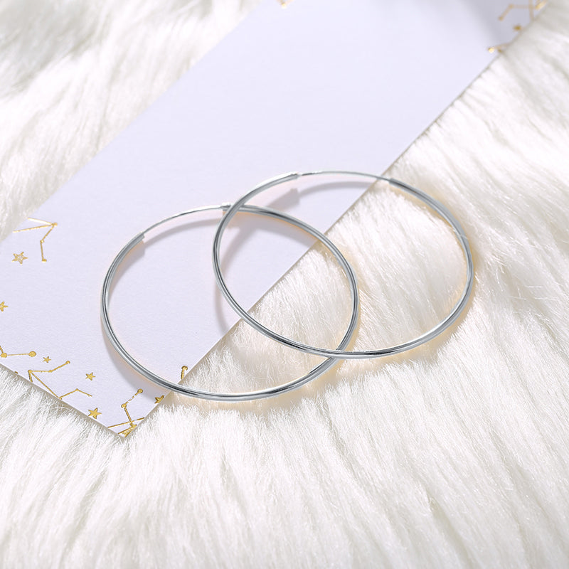 Mint & Lily Endless Hoop Earrings