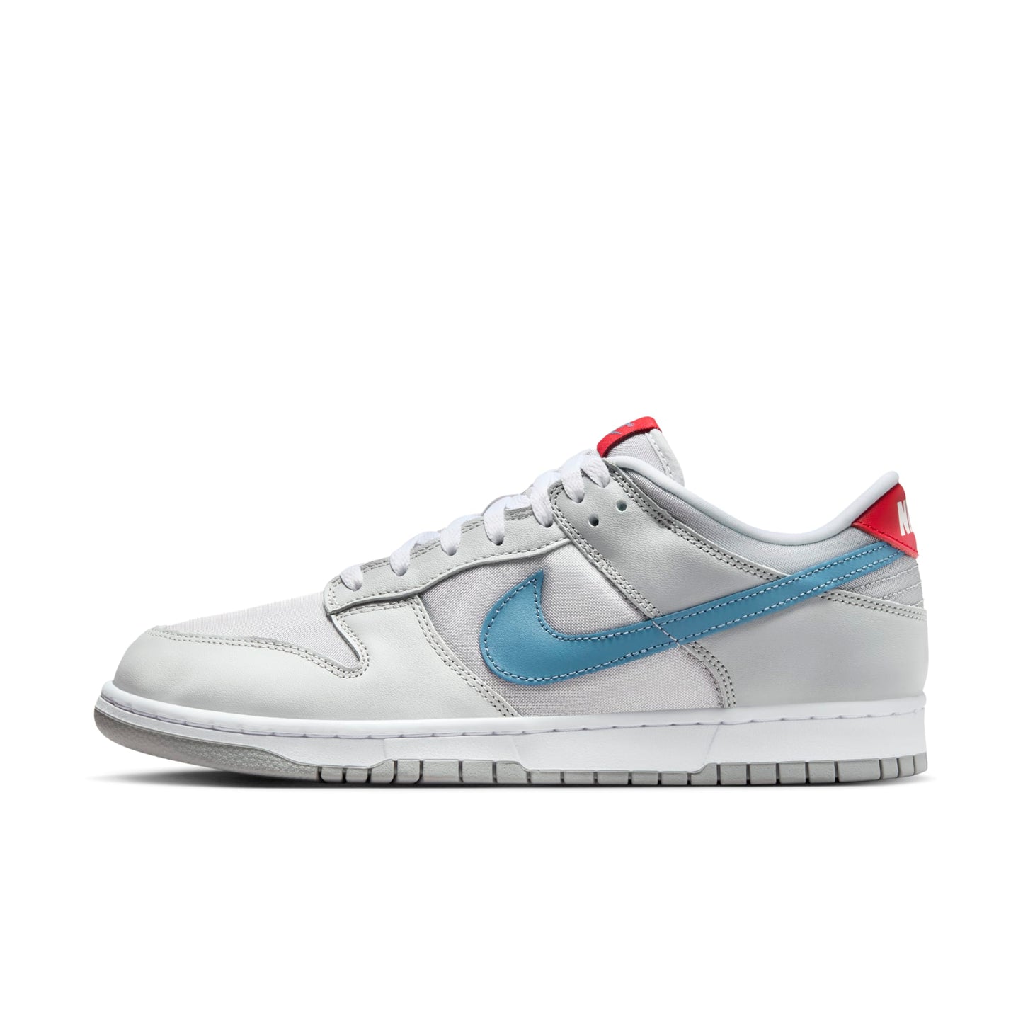 Nike Men's Dunk Low Qs Sneakers