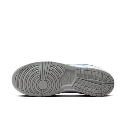 Nike Men's Dunk Low Qs Sneakers