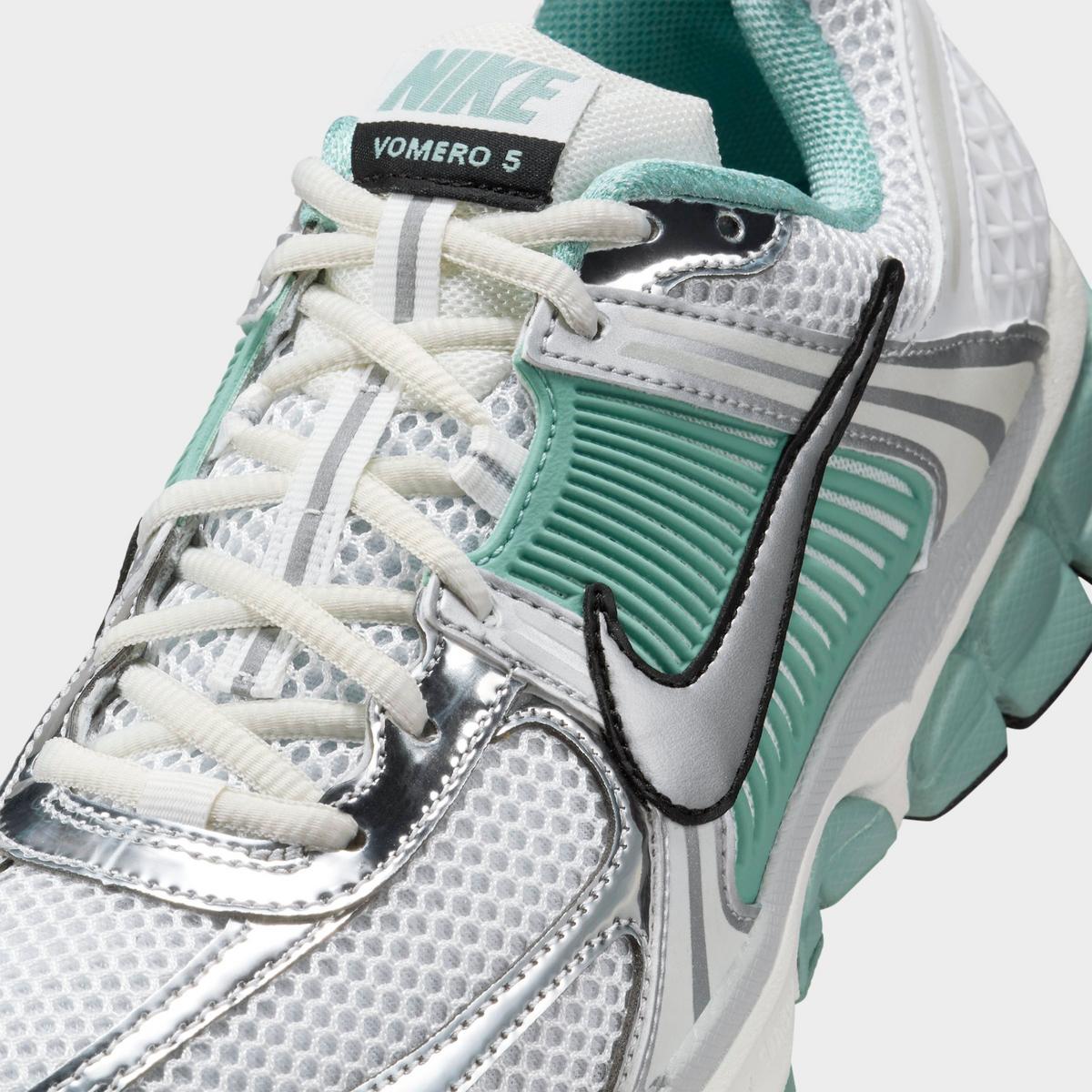 Women's Nike Zoom Vomero 5 - Cannon