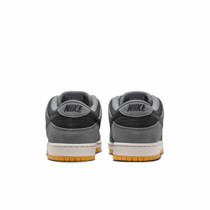 Nike Men's Sb Dunk Low 'Dark Smoke Grey' Sneakers