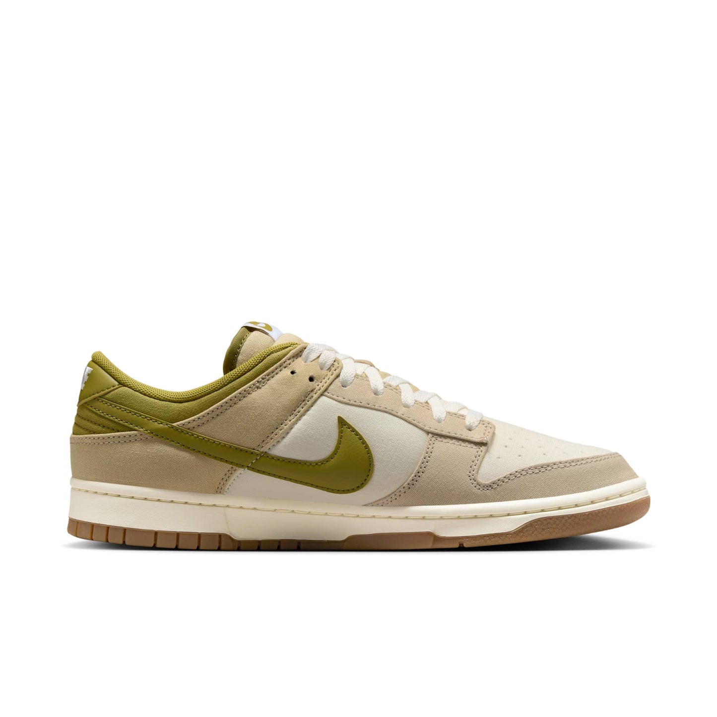 Nike Men's Dunk Low Sneakers