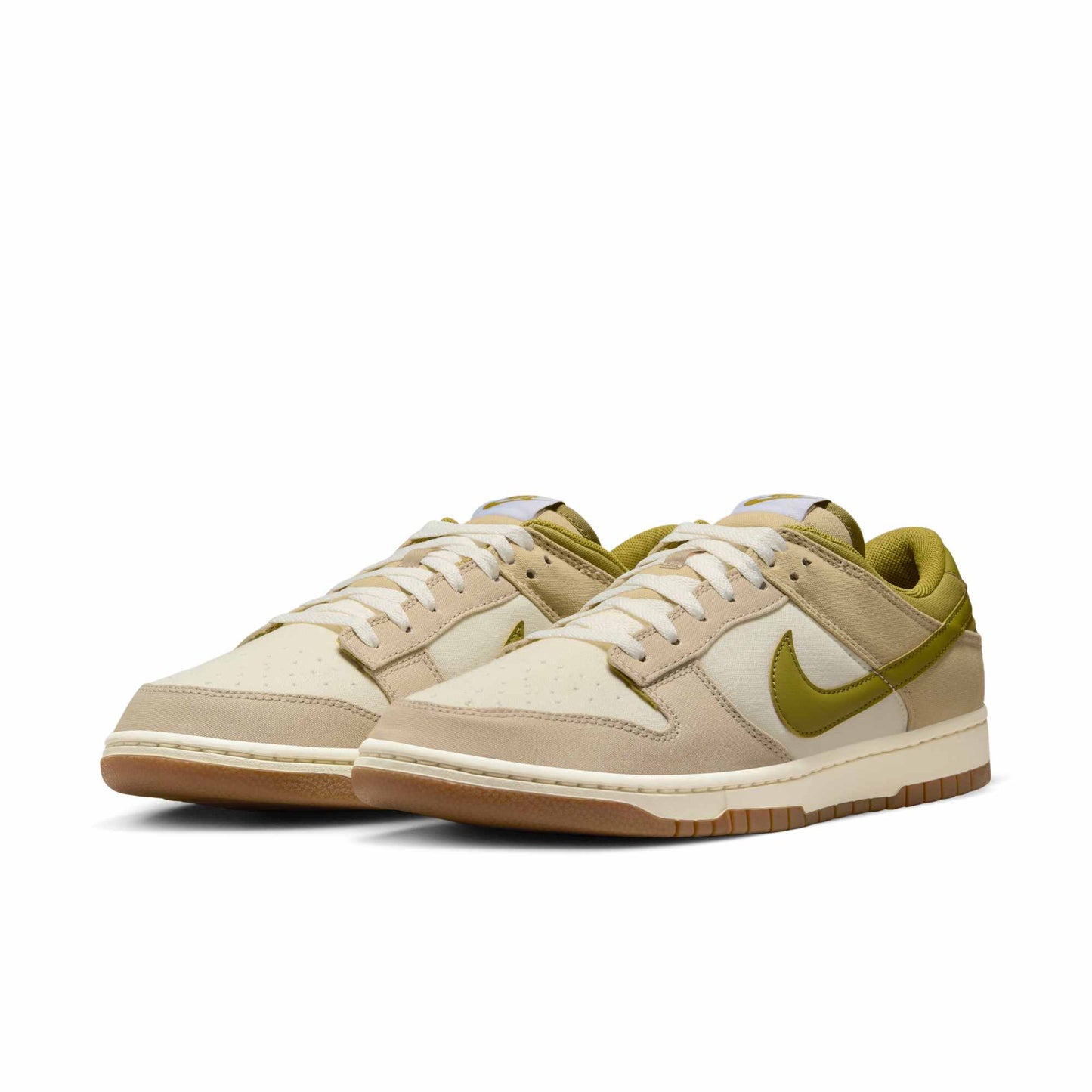 Nike Men's Dunk Low Sneakers
